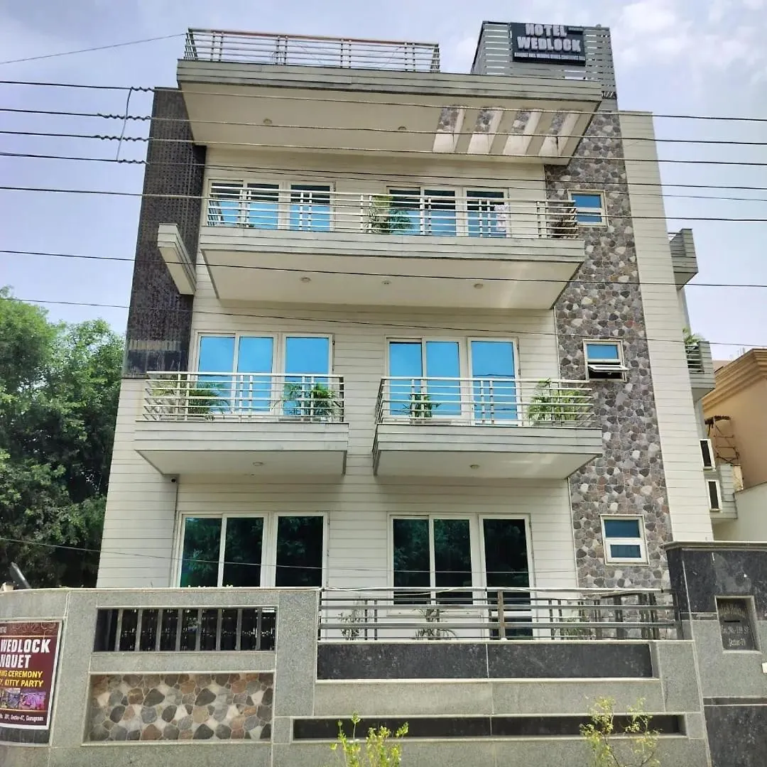 Hotel Wedlock Near Medanta Hospital Gurgaon